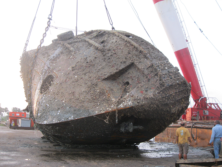 Wreck Removal & Ship Breaking