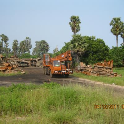Wreck Removal & Ship Breaking